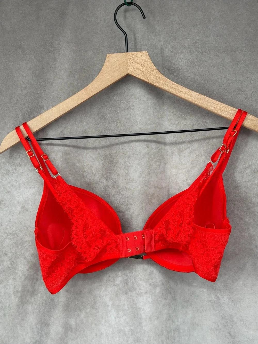 Show Off‎ By Aerie Plunge Bra Red 36C